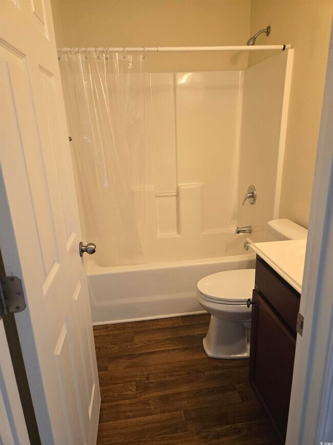 Building Photo - 1245 Pine Ridge St