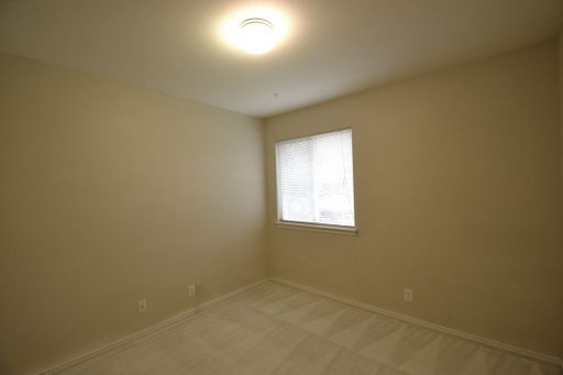 Building Photo - North West San Antonio 3/2