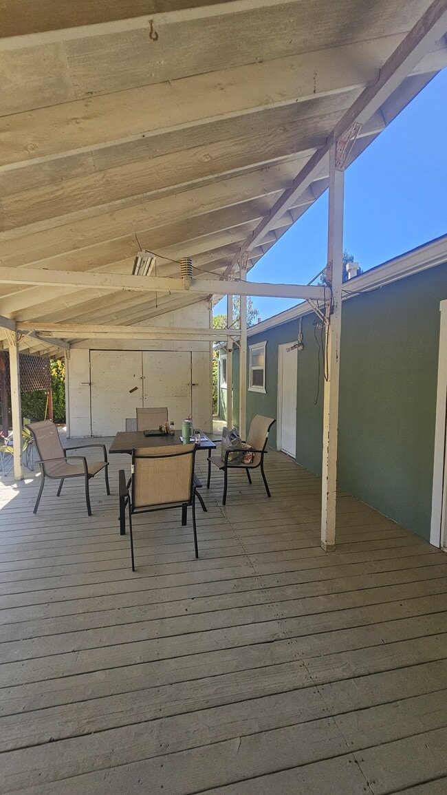 Building Photo - 1224 Orchard Way