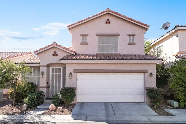 Building Photo - Silverado Ranch: Bright, Open Concept 3/2/2 Home with Downstairs Bedroom & Full Bath, Community Pool
