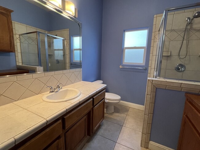 Building Photo - 12309 Thornwood Dr