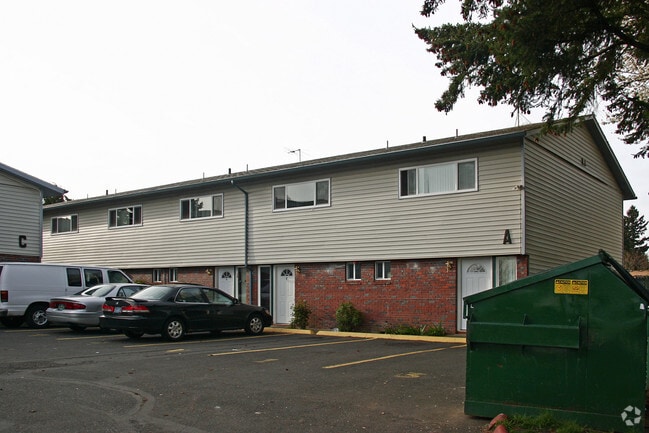 Primary Photo - Coventry Apartments