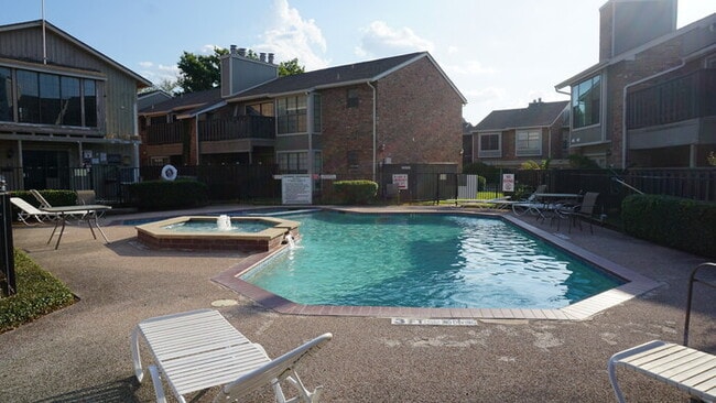Building Photo - COPPER CREEK 107