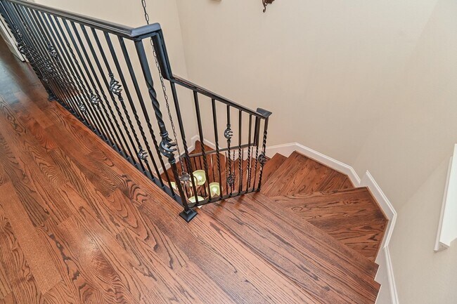 Building Photo - 5813 Washington Ave