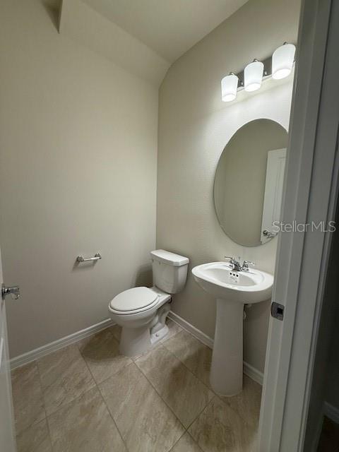 Building Photo - 2315 Southbury Dr