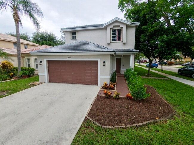 Building Photo - 4907 Pelican Manor