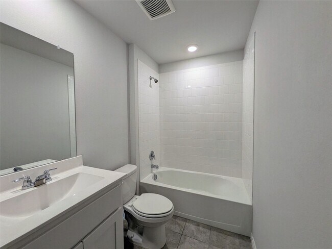 Building Photo - 9513 Doverglen Dr