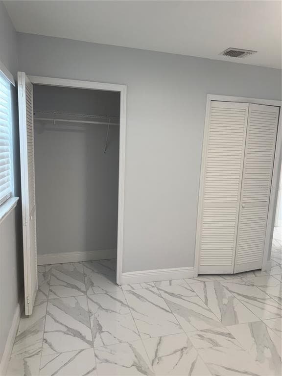 Building Photo - 5617 Gateway Dr