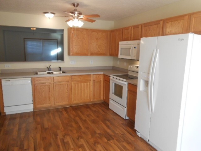 Building Photo - 25 Bazler Lane