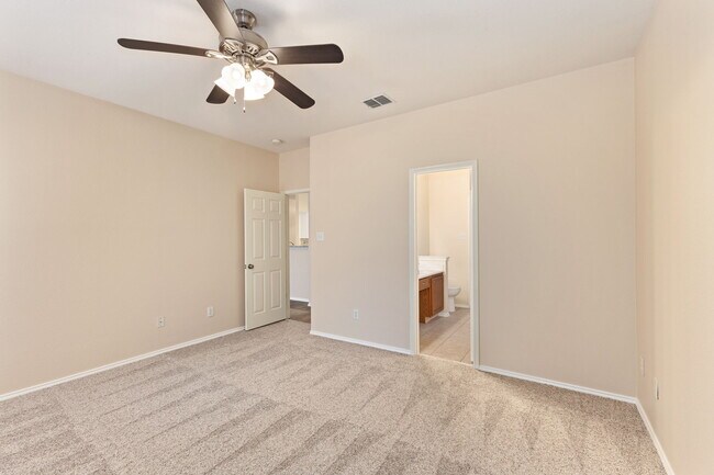Building Photo - 3905 Hawkins Dr