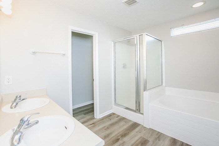 Building Photo - 2753 Grand Fir Dr