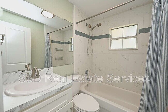 Building Photo - 3958 2nd St NW