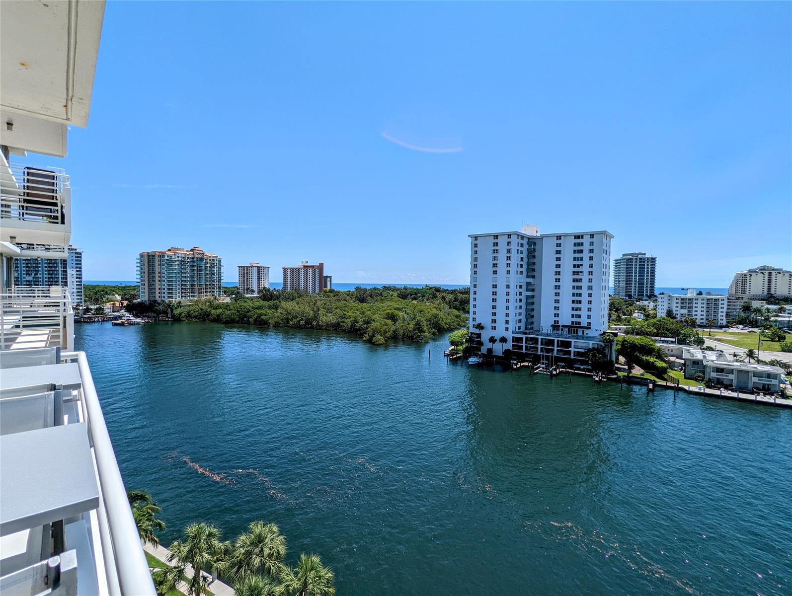 Building Photo - 888 Intracoastal Dr