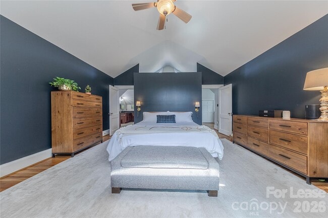 Building Photo - 2101 Dartmouth Pl