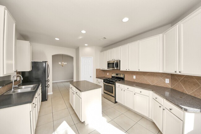 Building Photo - 17303 Quiet Grove Ln