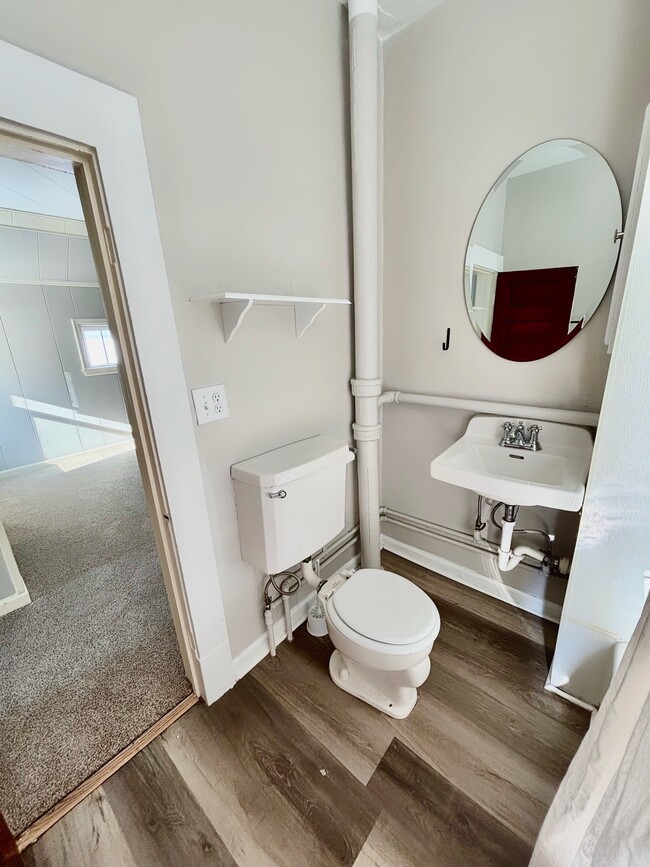 Building Photo - Duplex