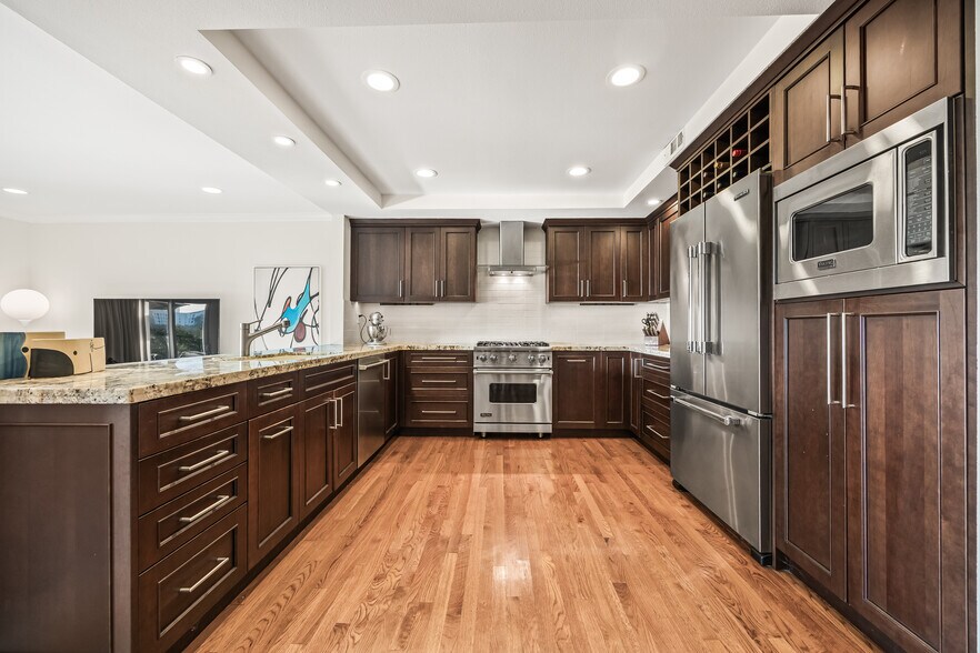 Building Photo - 4452 Caminito Fuente