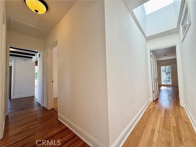 Building Photo - 22346 Burbank Blvd