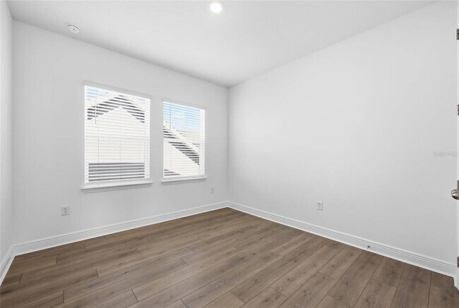 Building Photo - 10085 Ballast Dr