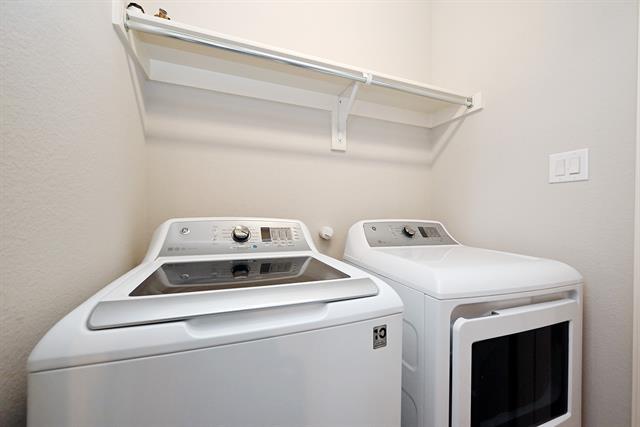 Building Photo - 1021 Water St