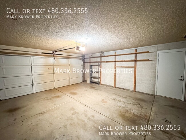 Building Photo - 2315 W El Alba Way