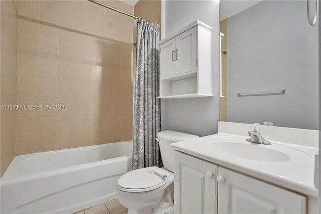 Building Photo - 2325 Mariner Ct