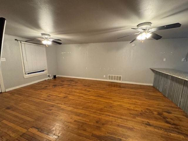 Building Photo - 1380 W Frey