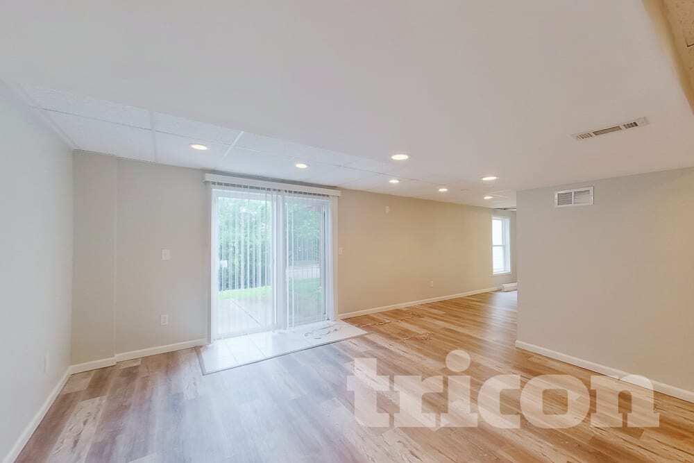 Building Photo - 507 Fortress Ct