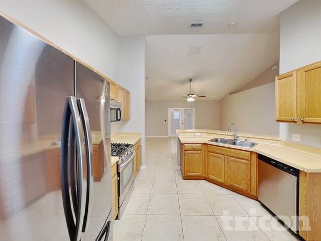 Building Photo - 335 Heritage Estates Ln