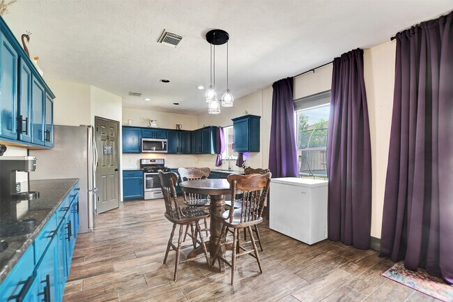 Building Photo - 6706 Lindale Manor Ct