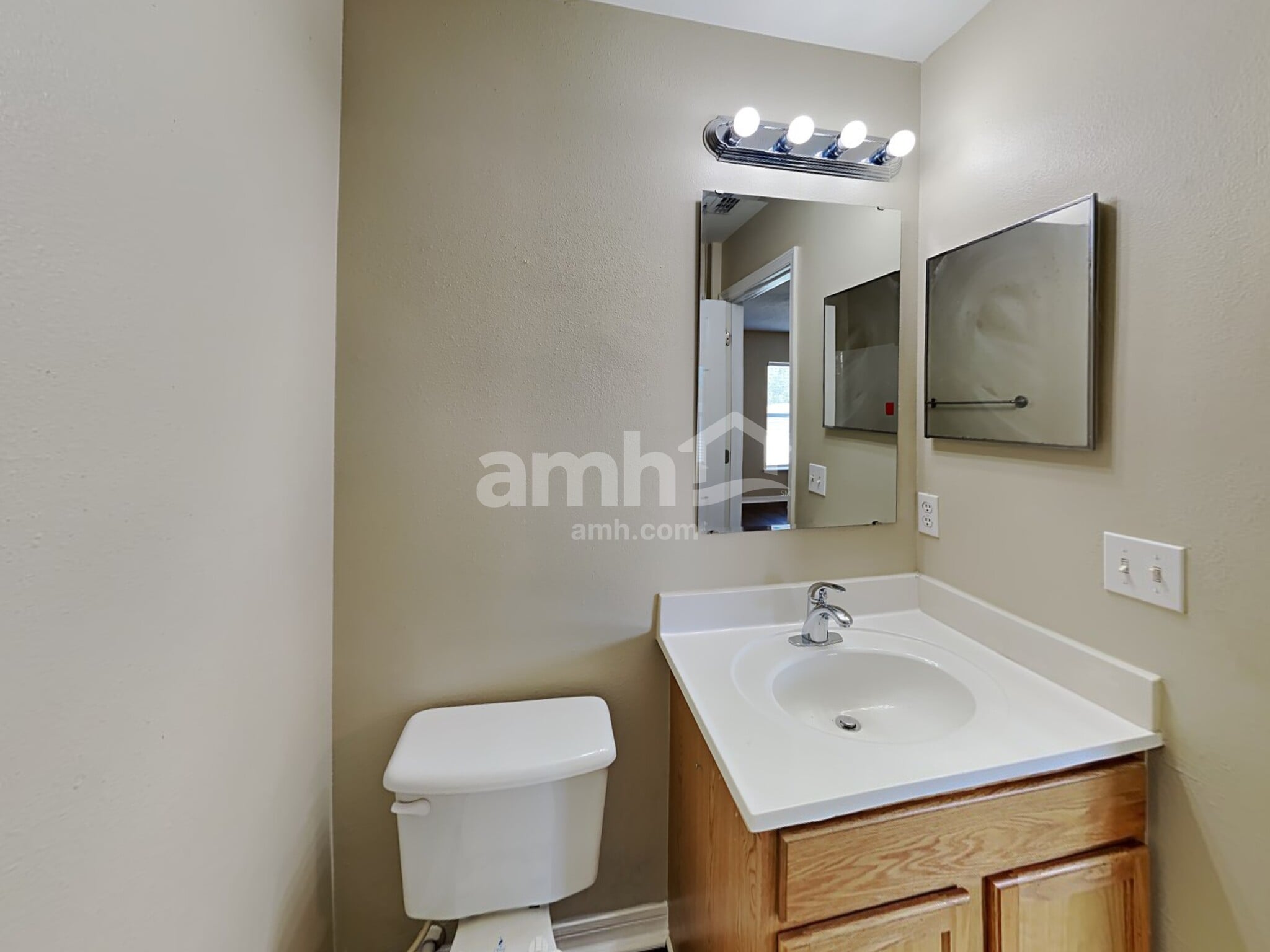 Building Photo - 3941 Warbler Dr