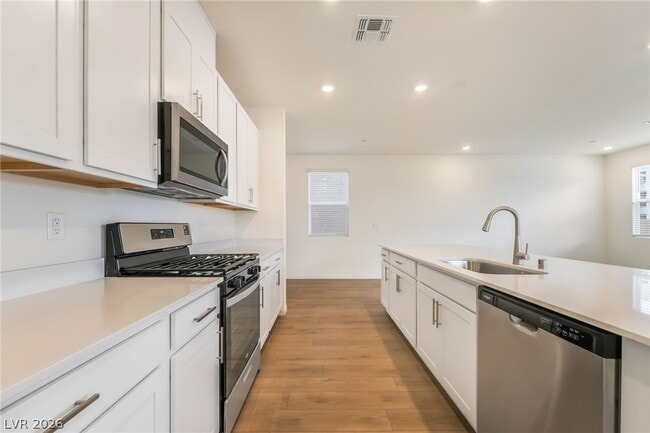 Building Photo - 3951 Riley Rose Ave