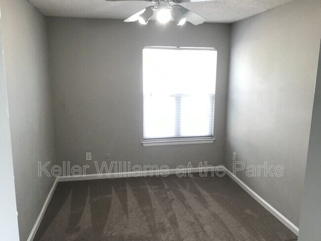 Building Photo - 3716 Idlebrook Cir