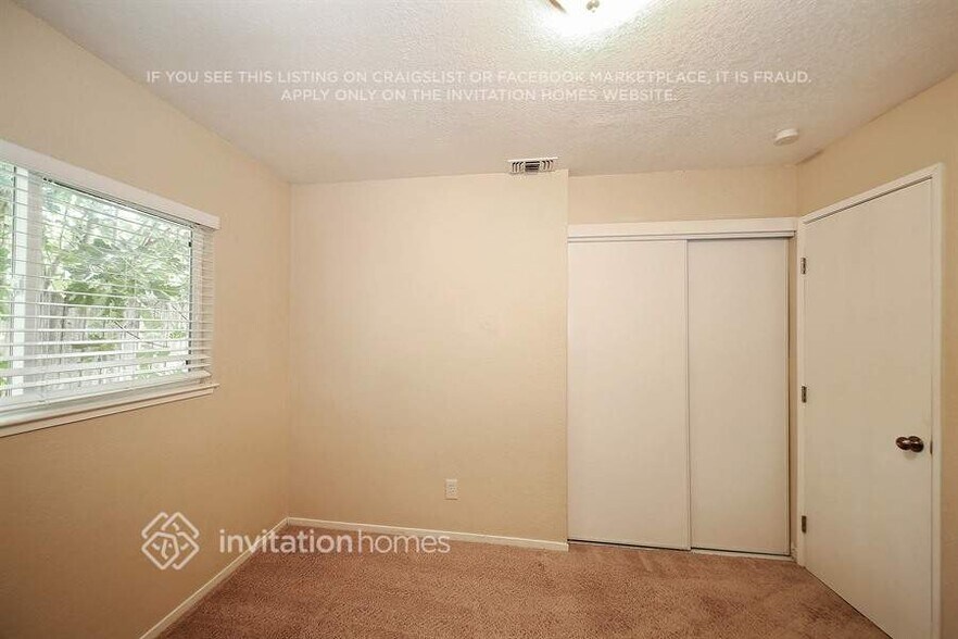 Building Photo - 3725 17th Ave