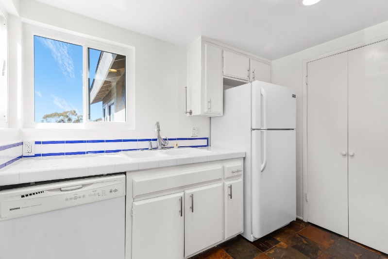 Building Photo - 26315 Via California