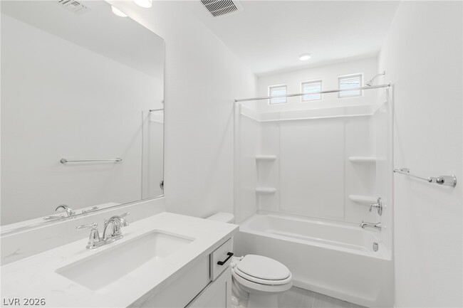 Building Photo - 5749 S Tioga Way