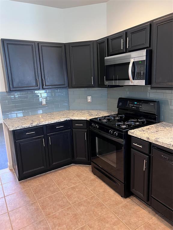 Building Photo - 16803 Bay Ledge Ct