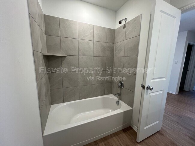 Building Photo - 3805 Palmetto Bluff Dr