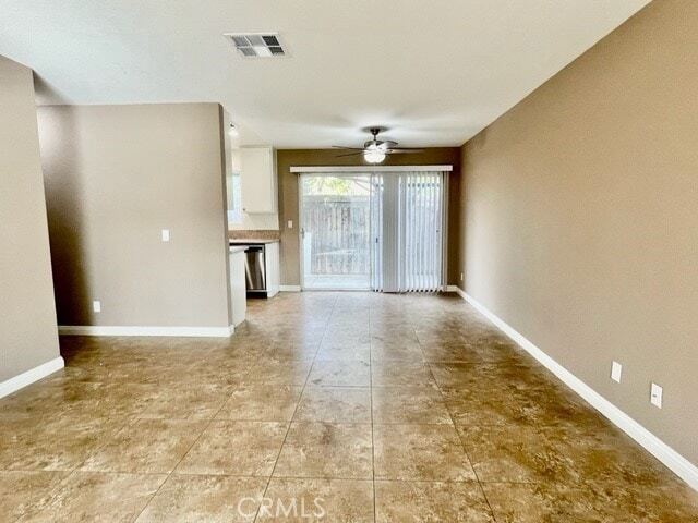 Building Photo - 74614 Driftwood Dr