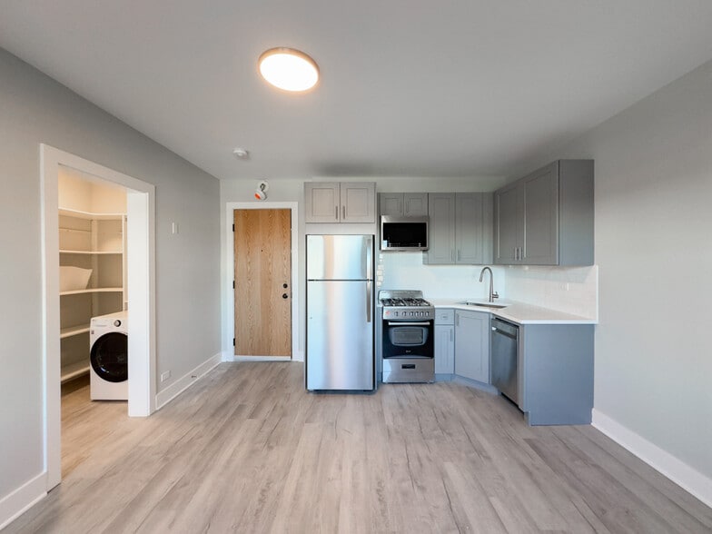 Building Photo - 378 Hazel Ave