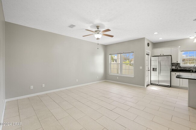 Building Photo - 2418 Causeway Manor Ct