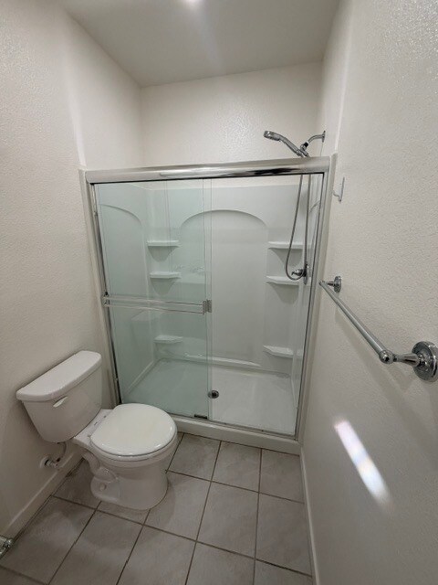 Building Photo - Gorgeous Lathrop 4 Bedroom 3 Bathroom plus a loft area home