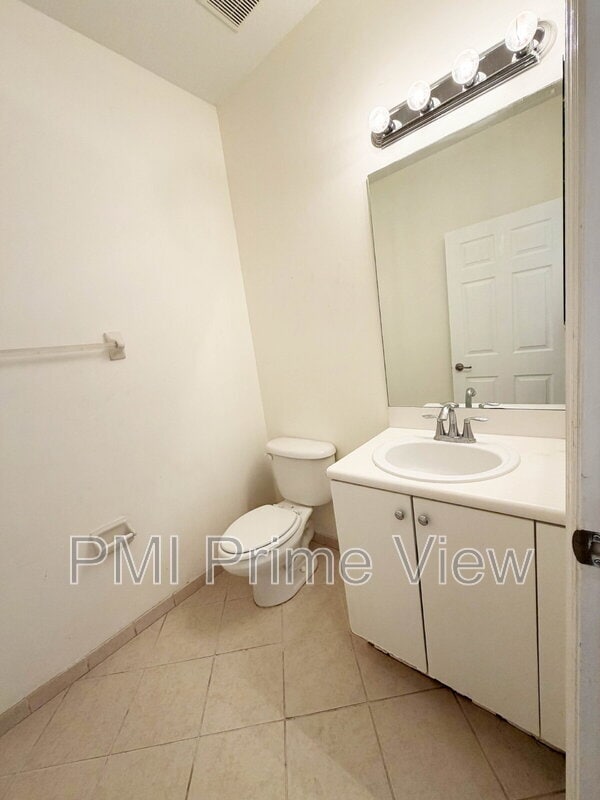 Building Photo - 12997 SW 135th St