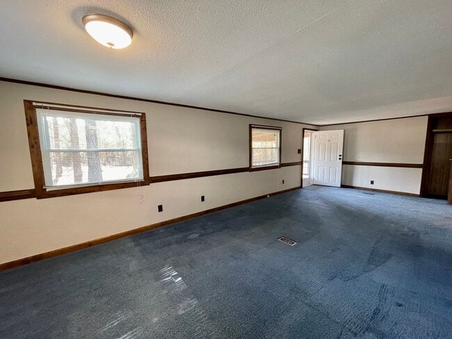 Building Photo - 14341 Wells Ln