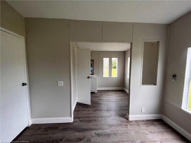 Building Photo - 3-Bedroom and 2 Bathroom Mobilehome