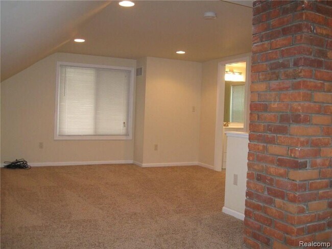 Building Photo - Remodeled Home