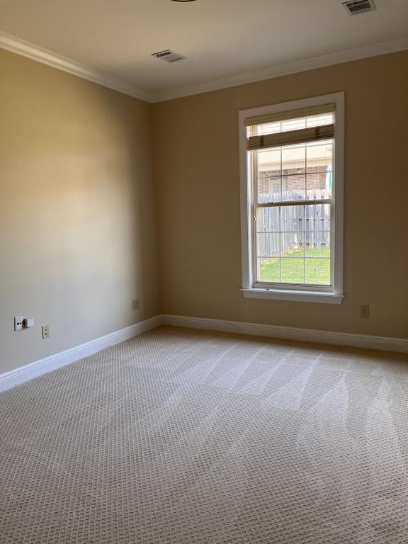 Building Photo - 808 Greenbriar Pl
