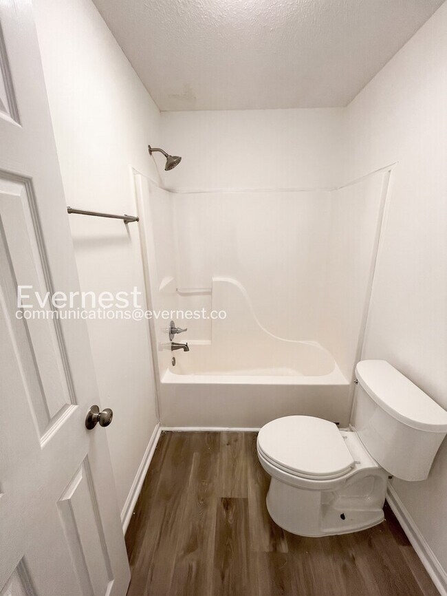 Building Photo - 2503 Elkmont Dr