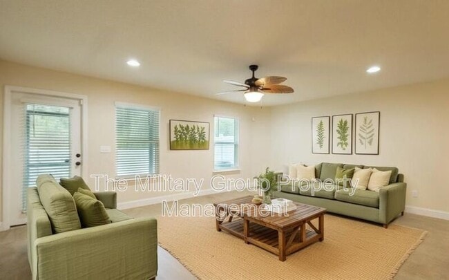 Building Photo - 382 Old Jennings Rd