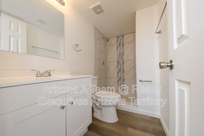 Building Photo - 9420 E Speedway Blvd